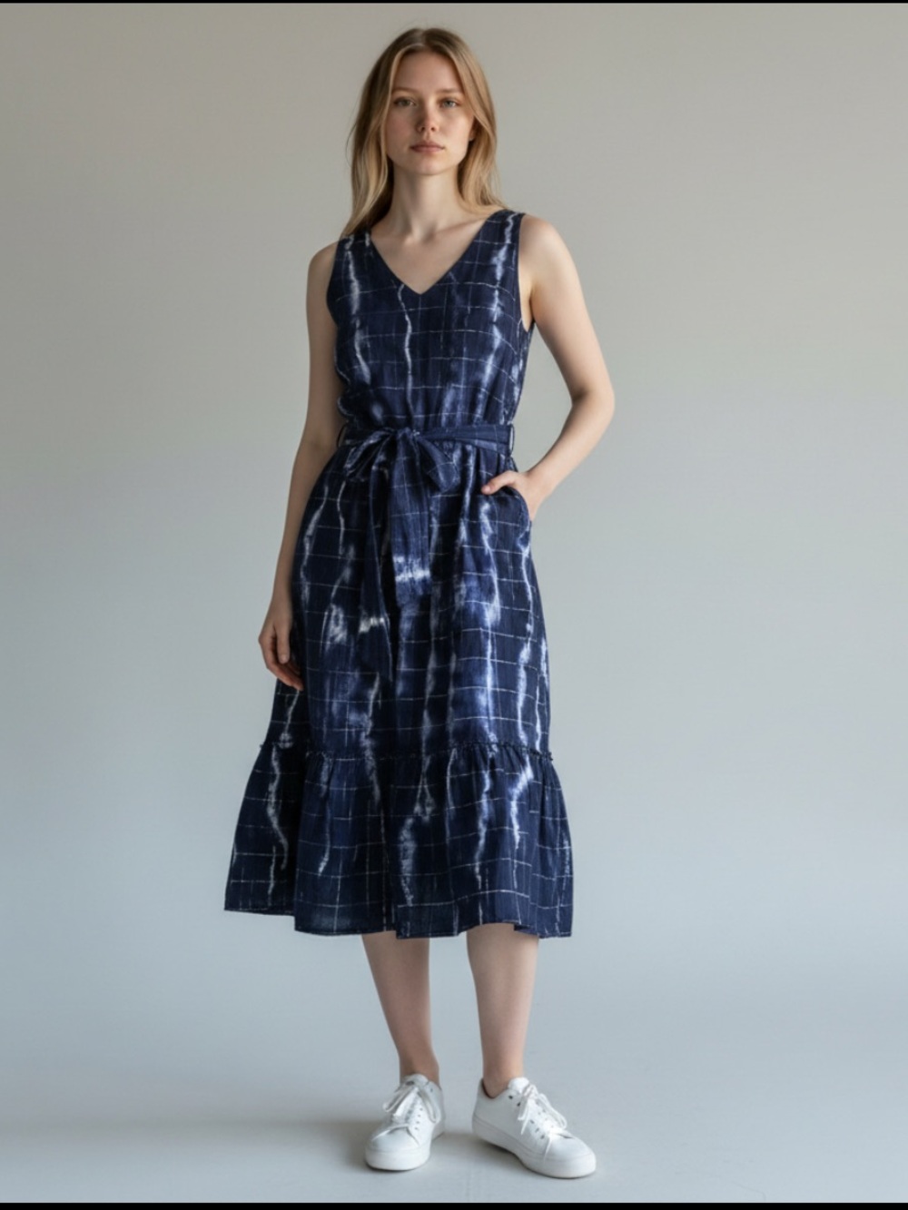 Hatley Navy Blue White Tie-Waist V-Neck Midi Dress - Medium